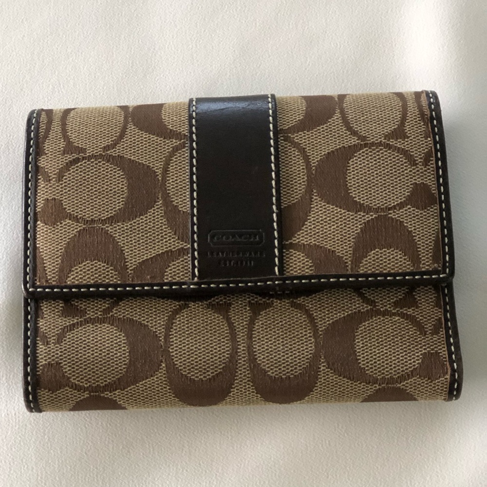 Coach Wallet - Tri-Fold